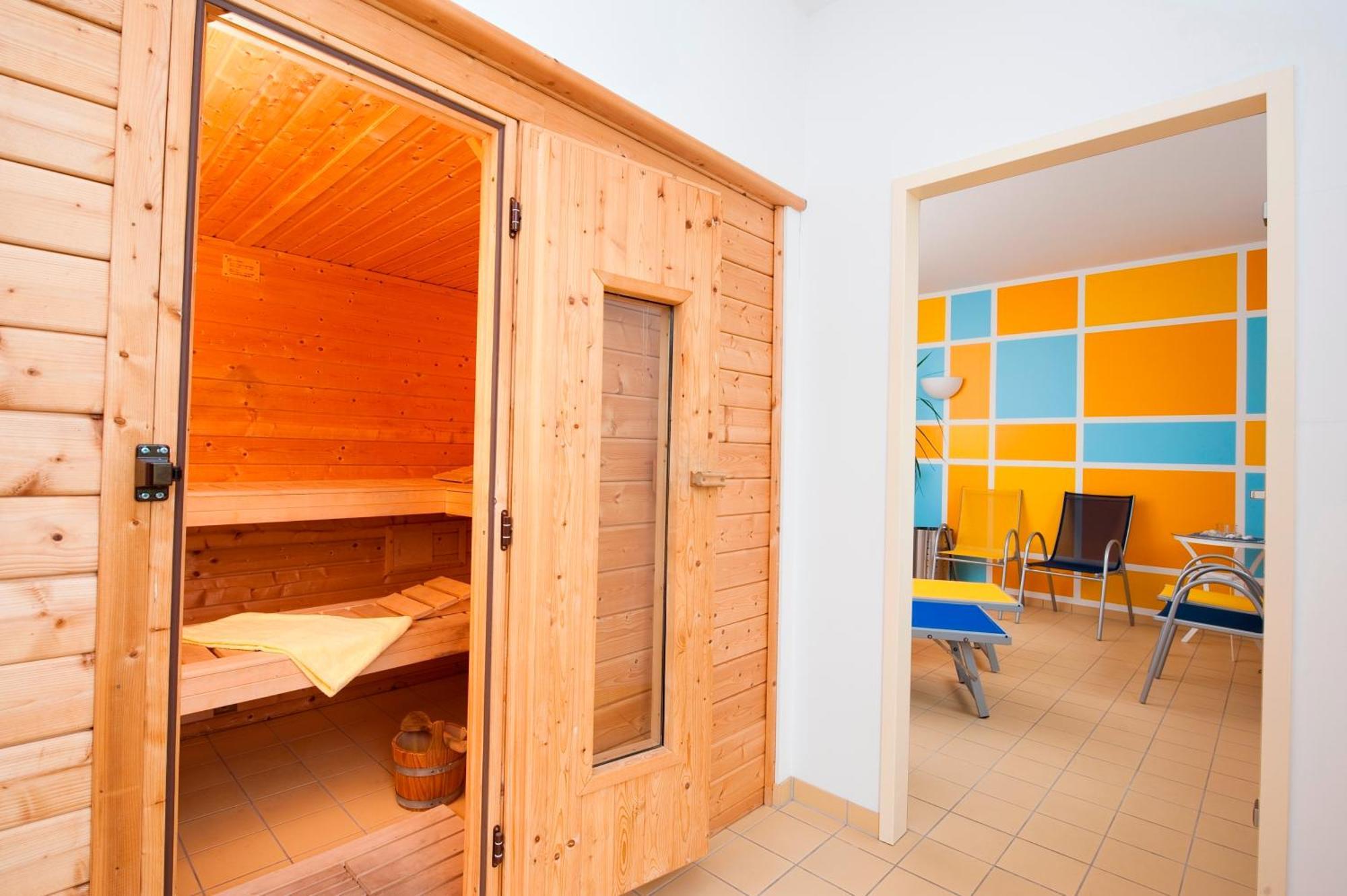 Hotel Aquamarin Papenburg Konforlar fotoğraf